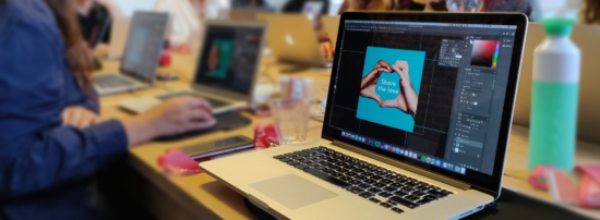 laptop with photoshop