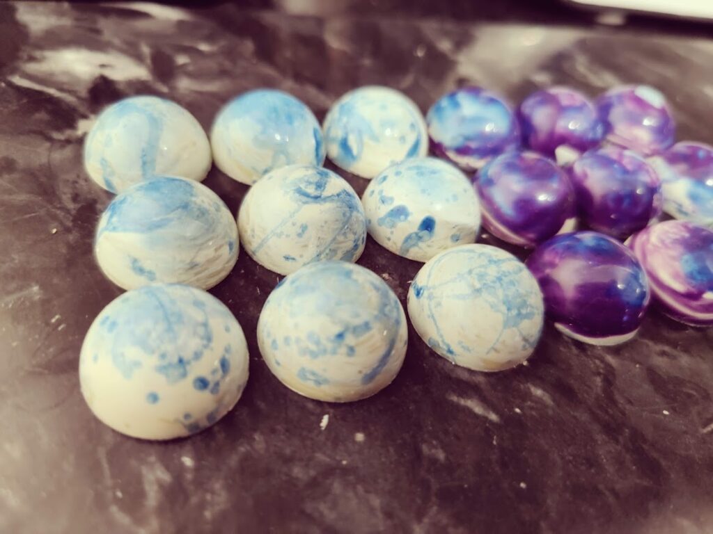 shiny pralines